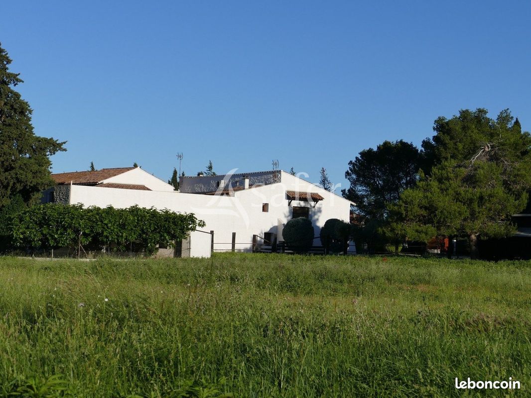 Maison 265 m² · à Beaucaire · 265 m² · 695 000 €