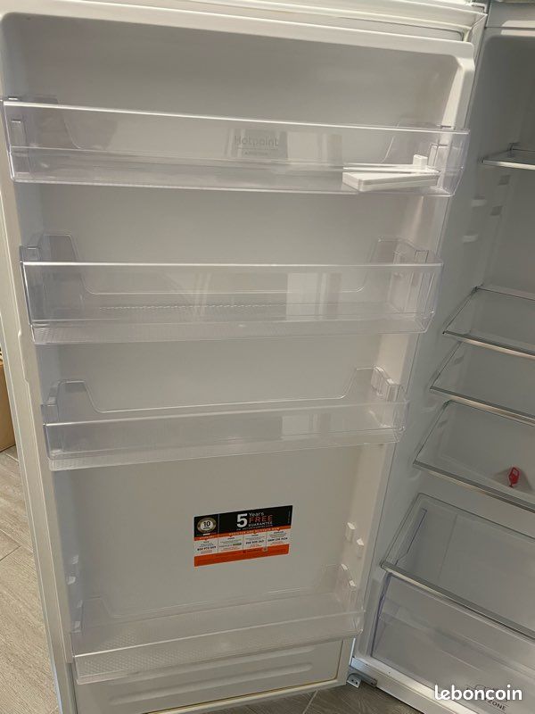 Réfrigérateur Hotpoint Ariston – fonctionne parfaitement (image 3)