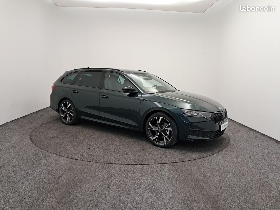 SKODA Octavia Combi 1.5 TSI Hybrid 150 ch ACT DSG7 Sportline (image 7)