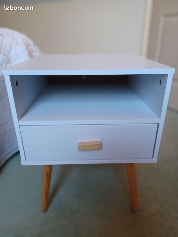 Mobilier table de chevet (image 1)