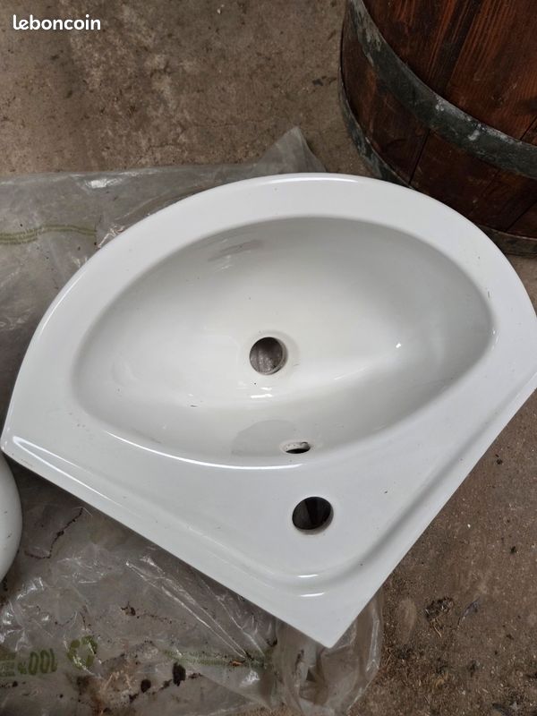 Lavabo (image 1)