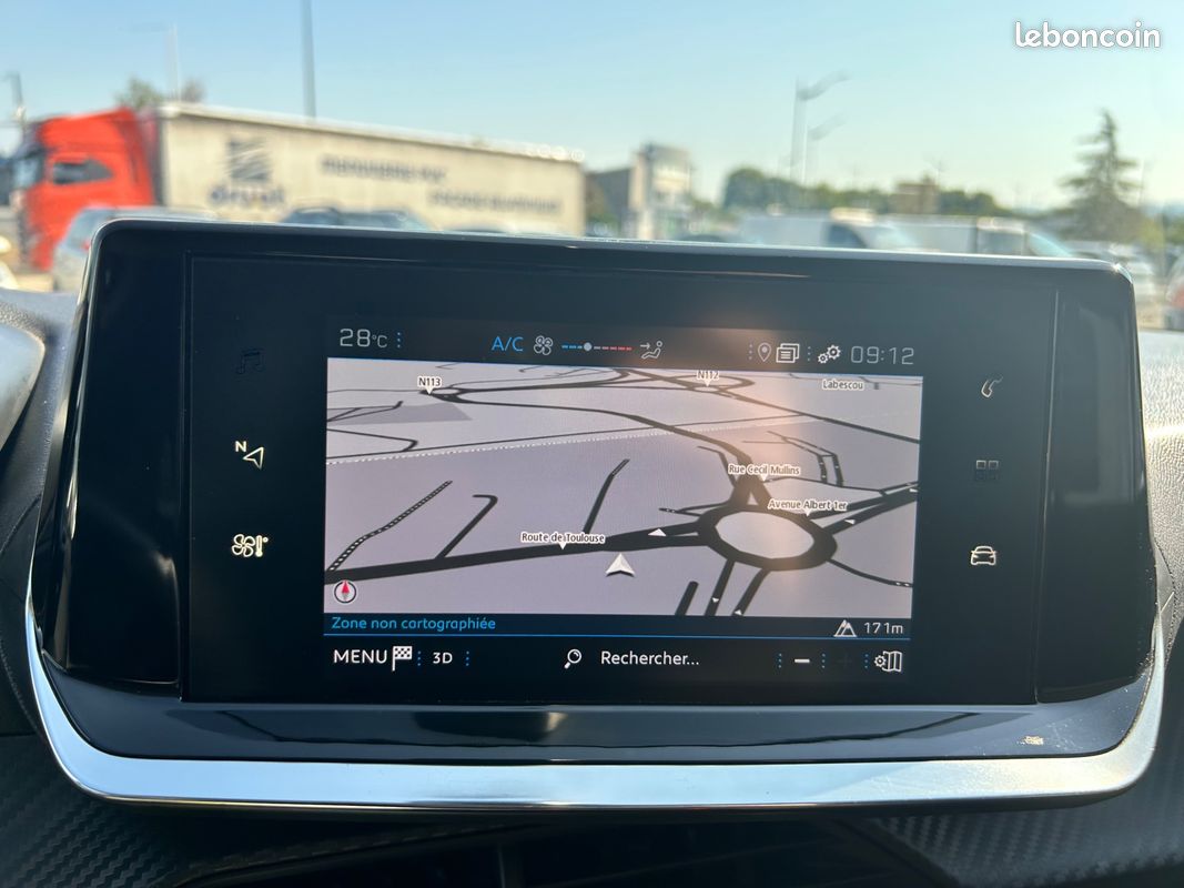 PEUGEOT 208 SOCIETE 1.5 BLUEHDI BVM6 100CH 7275HT CARPLAY - ENTRETIEN COMPLET PEUGEOT -REGULATEUR DE VITESSe (image 8)