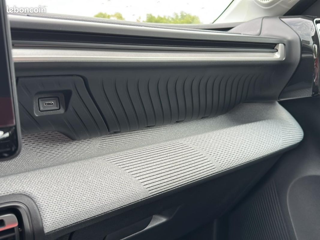 CITROëN C3 AIRCROSS 1.2 hybride 145 max e-dcs6 (image 28)