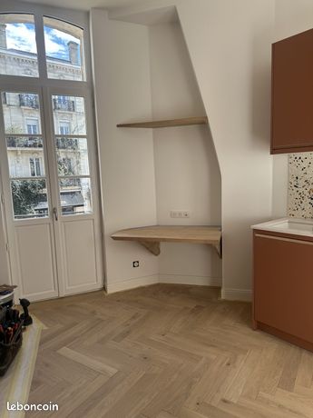 https://img.leboncoin.fr/api/v1/lbcpb1/images/13/4f/2a/134f2ad9308ff1196f3d1e54141a185f477abae3.jpg?rule=ad-image