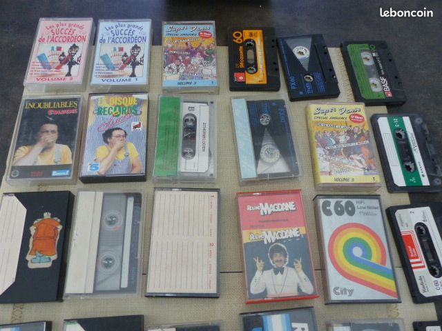 Lot de 30 cassettes audio + support de rangement tournant 20 cassettes (image 4)