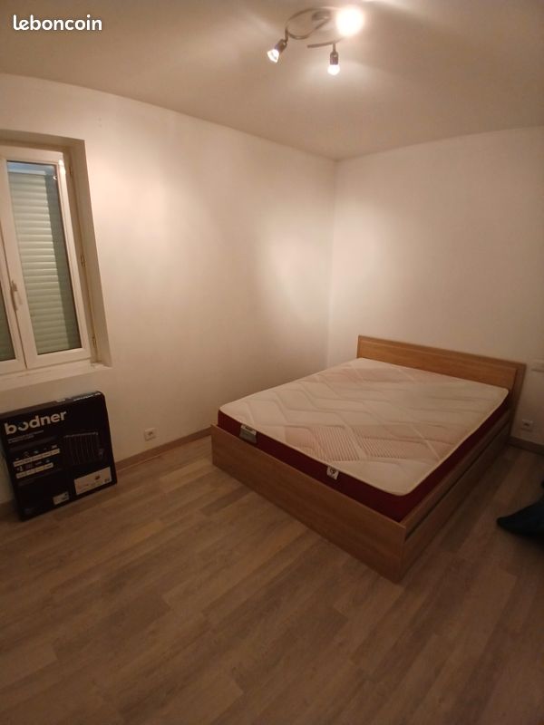 Maison 5 pièces 70 m² · à Perruel · 70 m² · 650 €