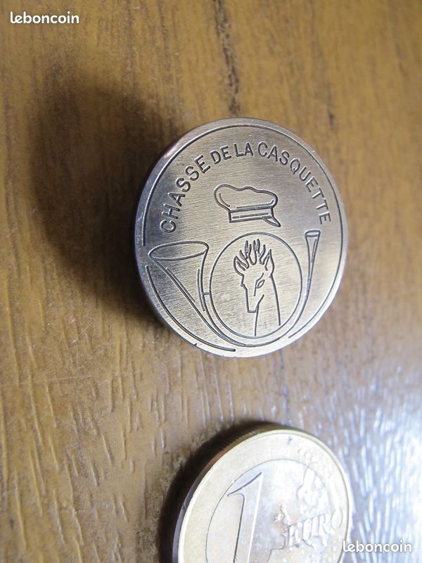 Broche chasse " à la Casquette " , prix livrée en suivi , LIRE (image 2)