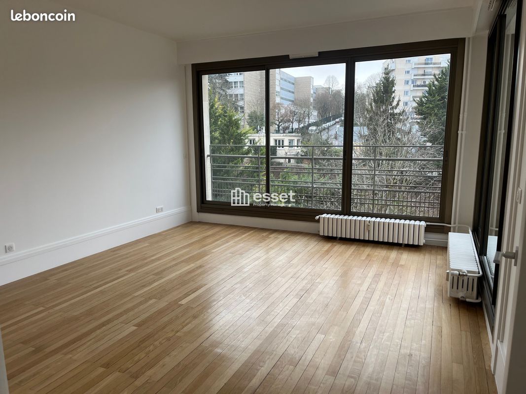 Appartement 2 pièces 56 m² · à Saint-Cloud · 56 m² · 1 577 €