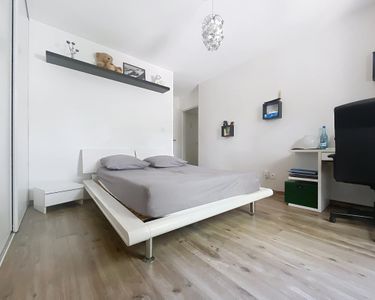 Appartement 240 000 € - 61 m²