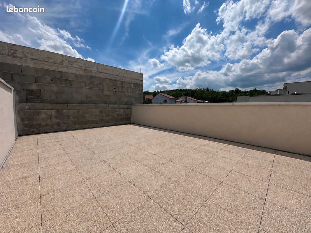 Appartement 3 pièces 60 m² · à Aubière · 60 m² · 750 €