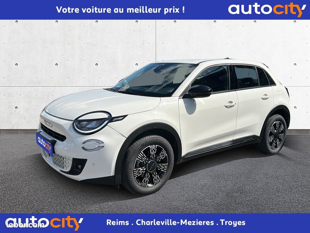FIAT FIAT 600 1.2 Hybrid - 145 BV DCT Icône (image 1)