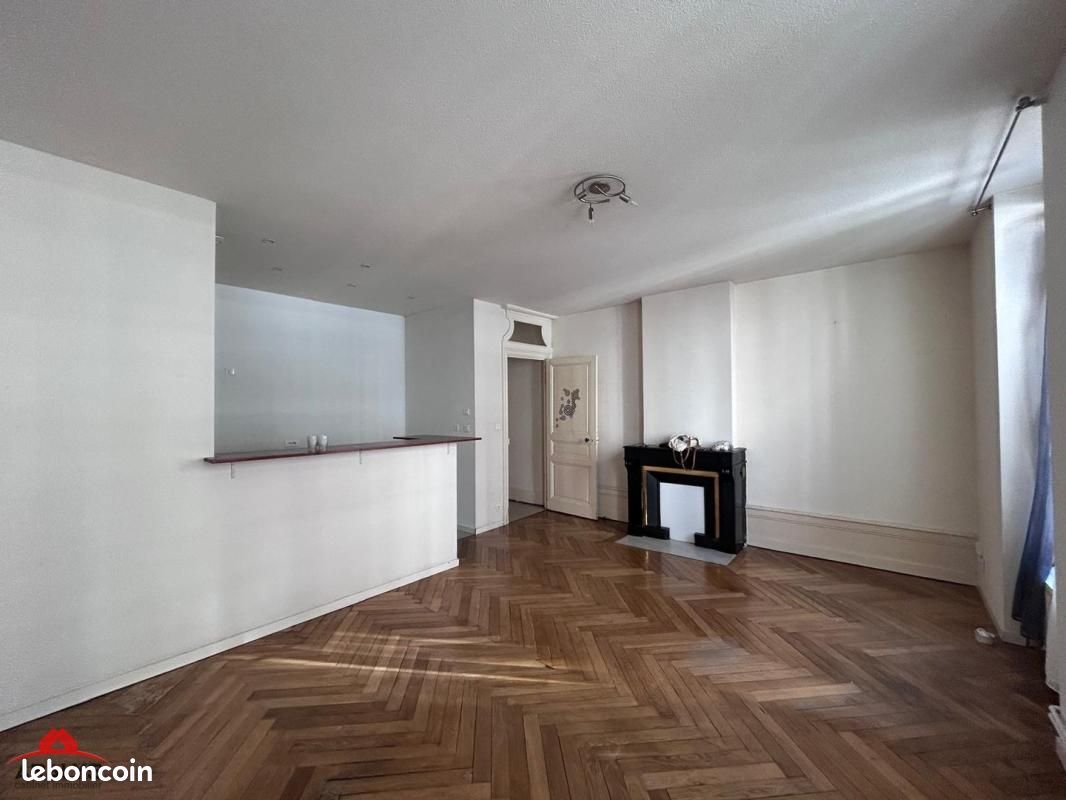 Appartement 3 pièces 78 m² · à Roanne · 78 m² · 580 €/mois