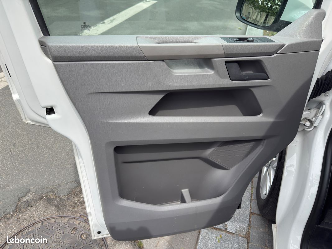VOLKSWAGEN TRANSPORTER T6 STYLEVAN 2.0 TDI 150 L1H1 AMENAGE BUSINESS LINE DSG BVa (image 26)