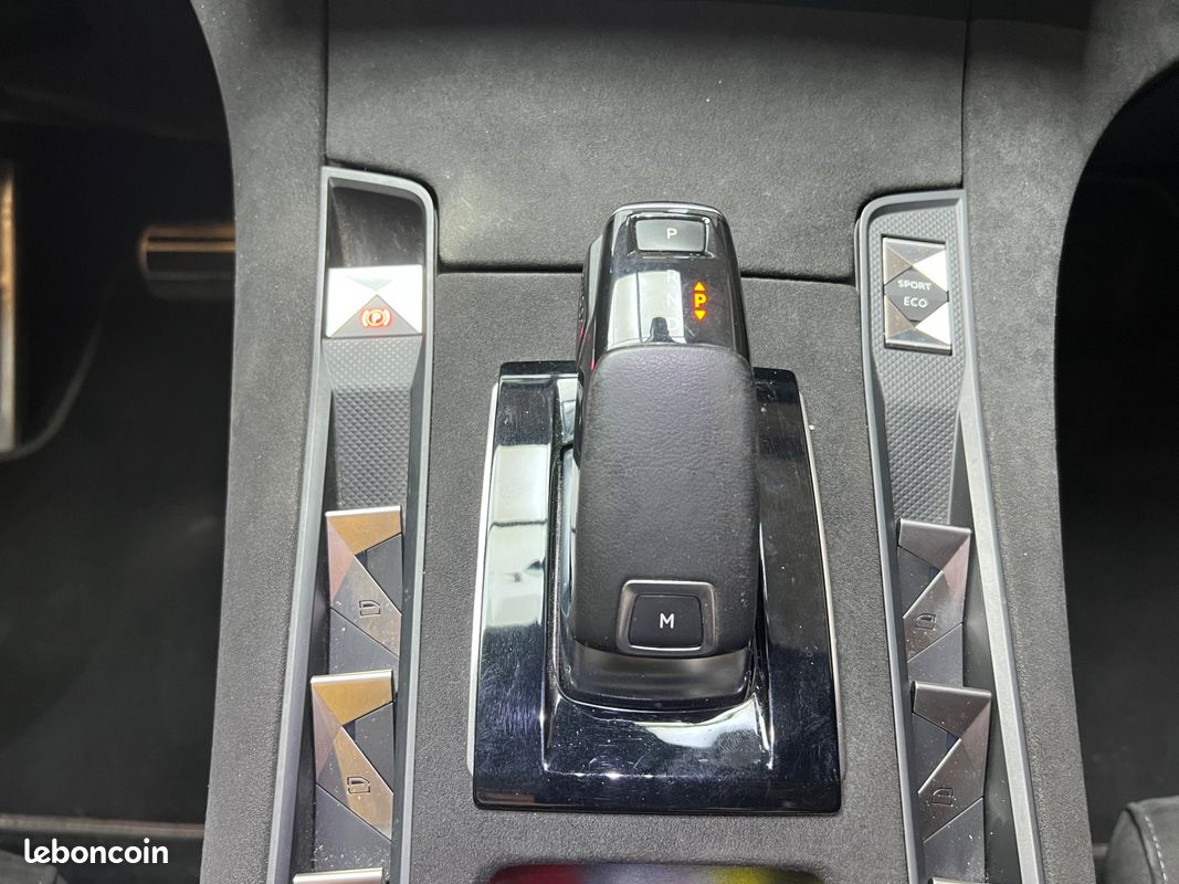 DS DS 7 CROSSBACK 1.2 PURETECH 130Ch PERFORMANCE LINE BVA (image 25)