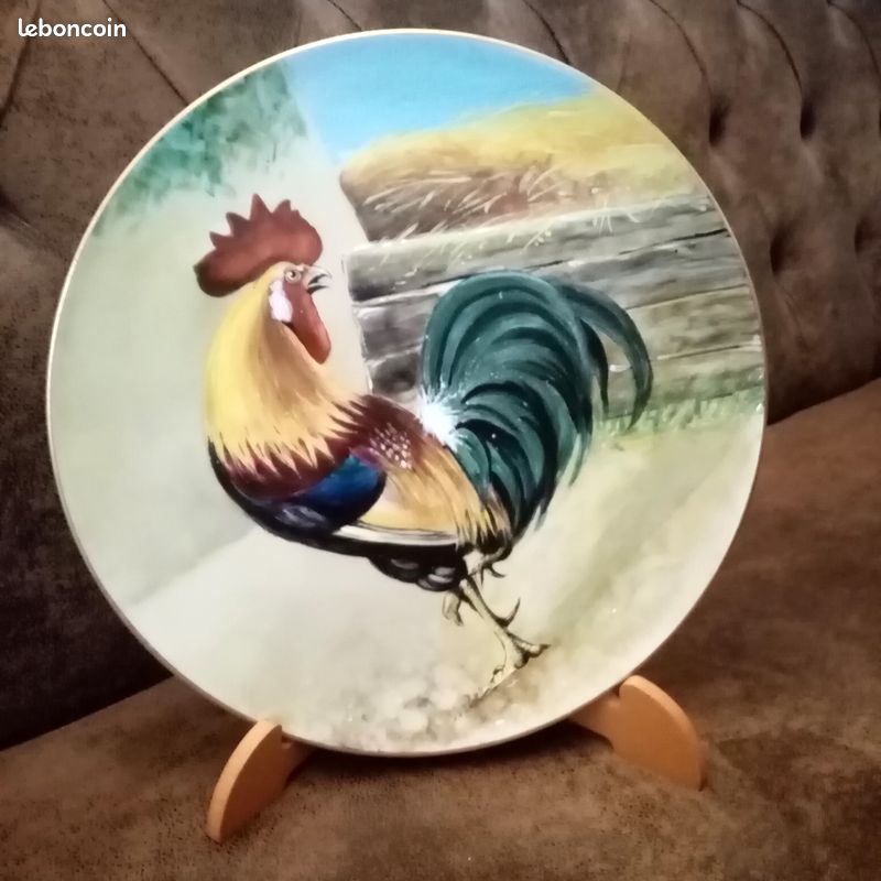 Grande assiette coq avec son porte assiette (image 1)