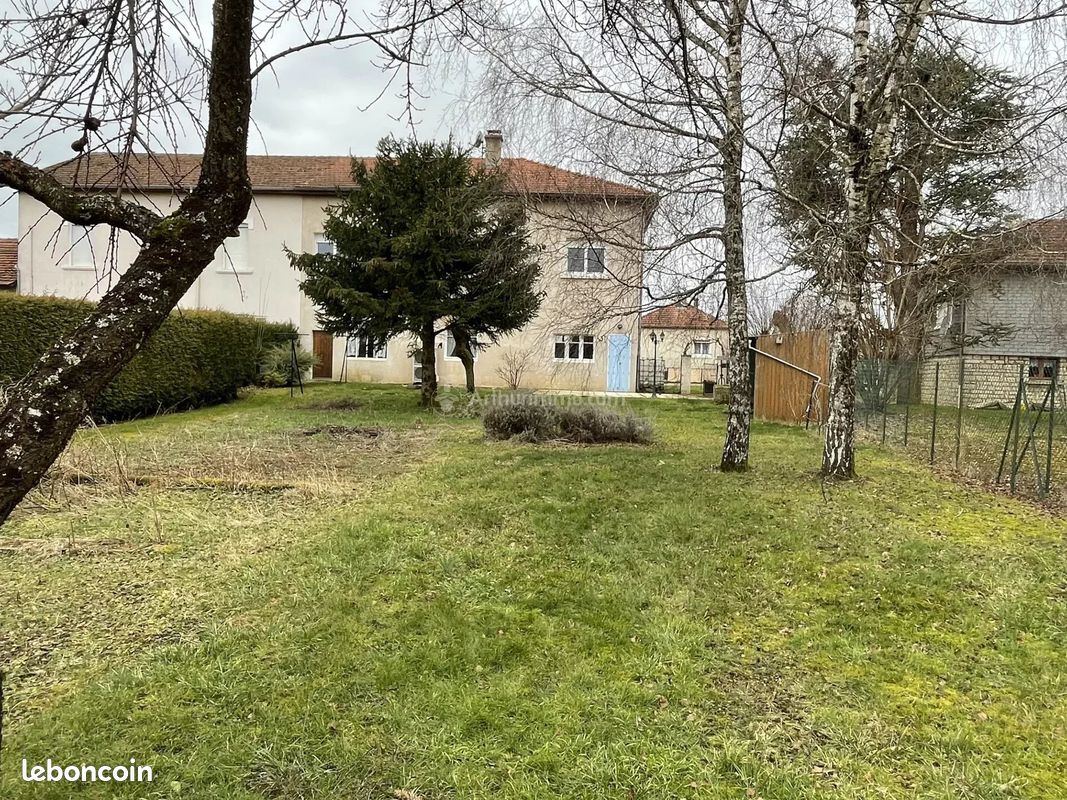 Maison 4 pièces 128 m² · à Aillianville · 128 m² · 106 800 €