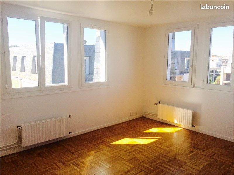 Appartement 3 pièces 65 m² · à Versailles · 65 m² · 1 395 €/mois