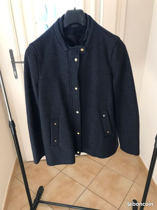 Blouson noir avec capuche amovible taille Xl (image 4)