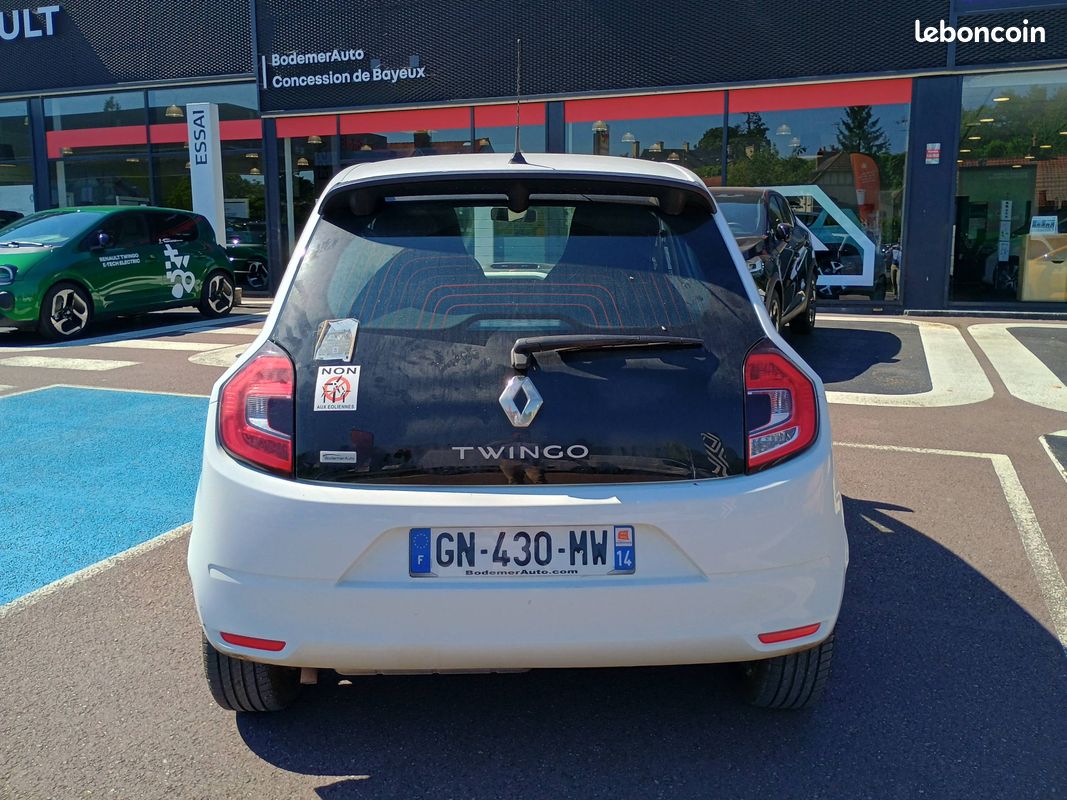 RENAULT Twingo III SCe 65 Equilibre (image 4)