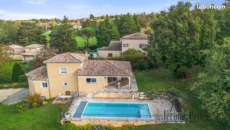 Maison 6 pièces 150 m²