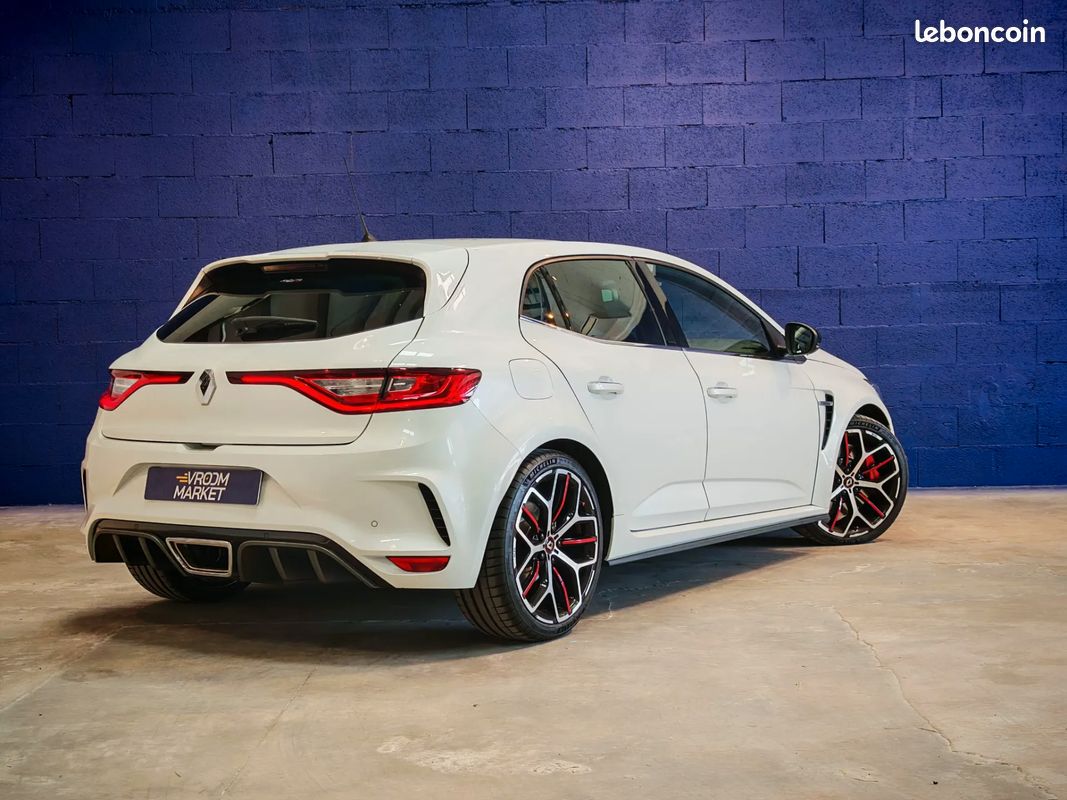 RENAULT Megane 1.8 300ch RS Trophy - 2019 - 48 872 km - CarPlay - Toit ouvrant - Boite mécanique (image 5)