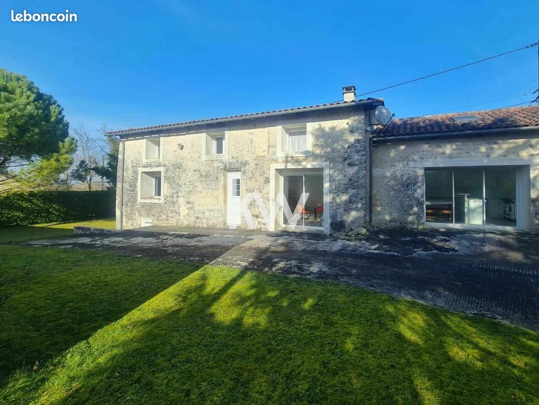 Maison 5 pièces 140 m² - Fouquebrune 16410 (image principale 0)