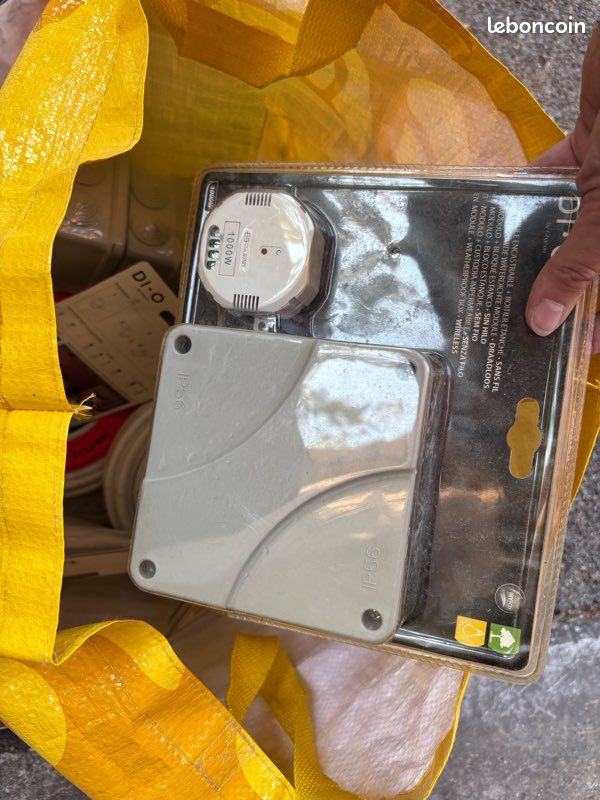 Lot accessoires pour electricité (image 4)
