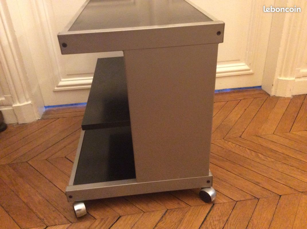 Meuble TV métal gris clair (image 3)