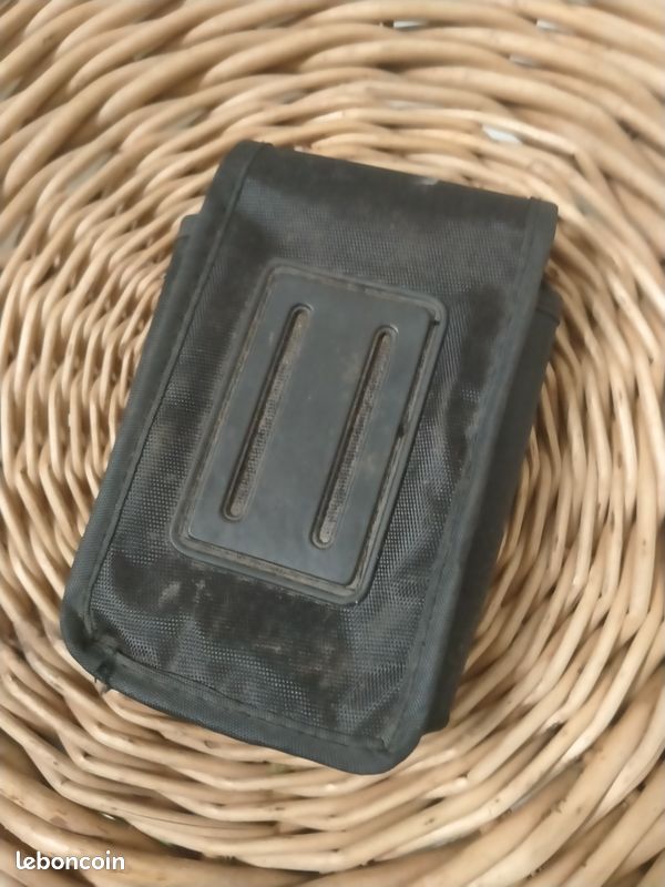 Etui ceinture pour appareil photo (image 2)