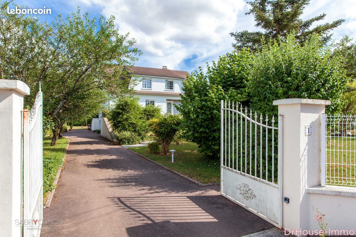 Maison 7 pièces 160 m² · à Rosières-près-Troyes · 160 m² · 329 000 €