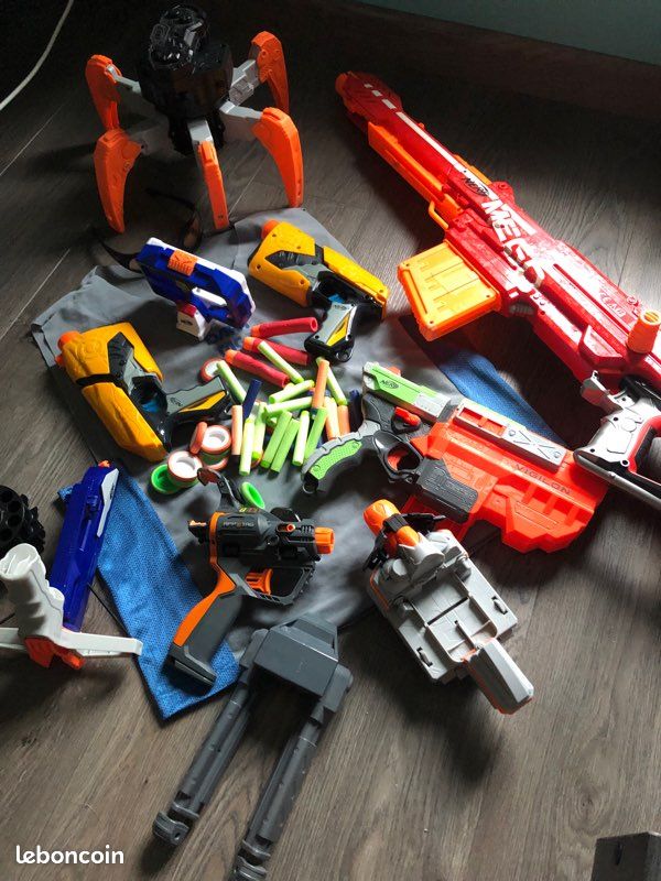 Lot de pistolets Nerf (image 1)