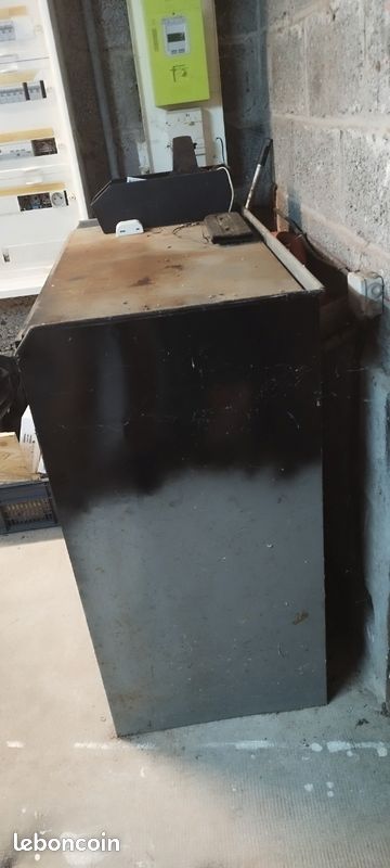 Meuble de rangement industriel (image 3)
