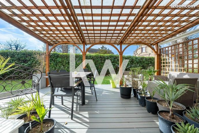 Maison 7 pièces 175 m²