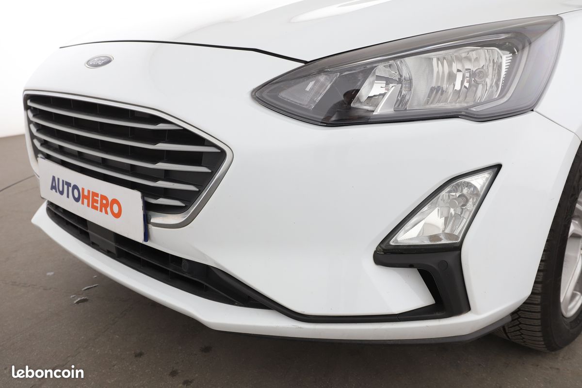 Ford Focus SW 1.0 EcoBoost Trend Business (image 28)