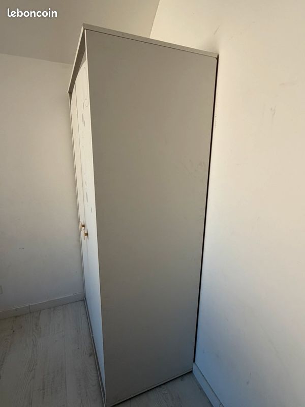 Armoire (image 2)