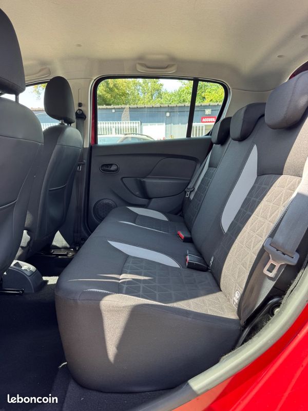 DACIA SANDERO II 1.5DCi 90CH Eco² Stepway Ambiance (image 6)
