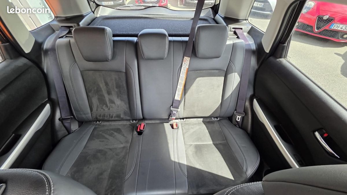 Suzuki VITARA 1.6 VVT PACK AUTO (image 18)