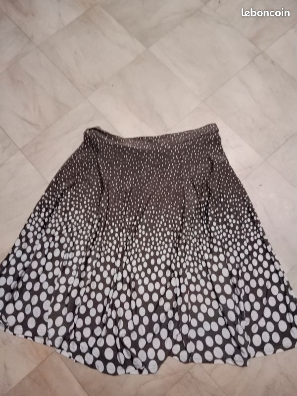 Jupe taille 38 (image 1)