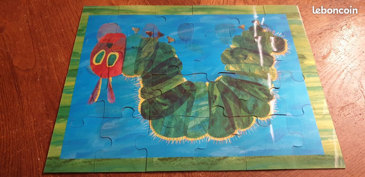 Puzzle hologramme la Chenille qui fait des trous (image 2)