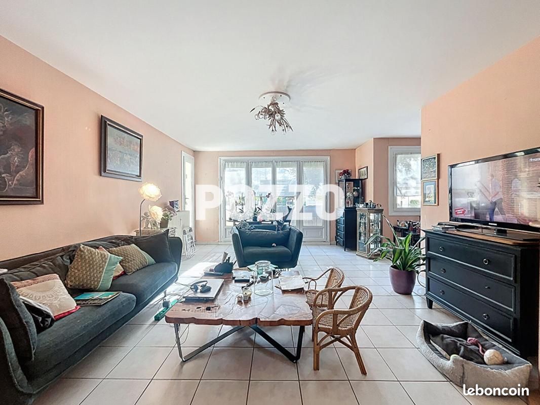 Appartement 5 pièces 110 m² · à Caen · 110 m² · 224 000 €