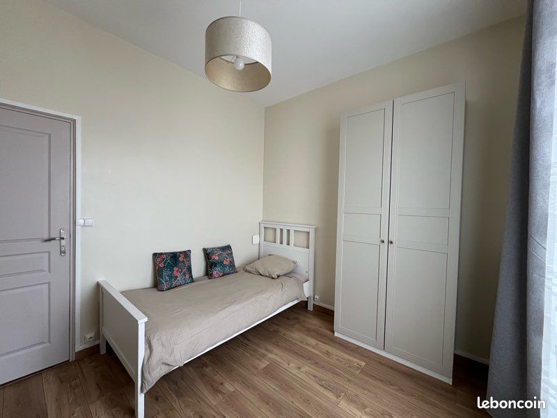 Appartement 4 pièces 68 m² · à Amiens · 68 m² · 400 €