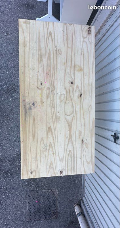 Table (image 3)