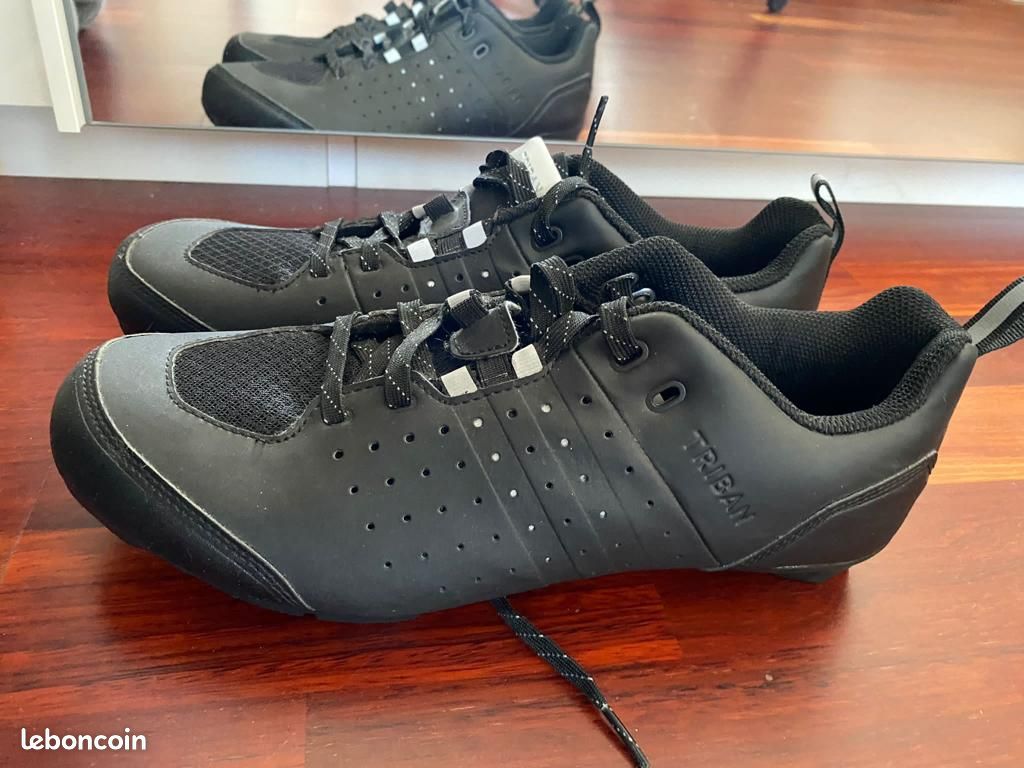 Chaussures vélo taille 42 et cales Shimano (image 1)