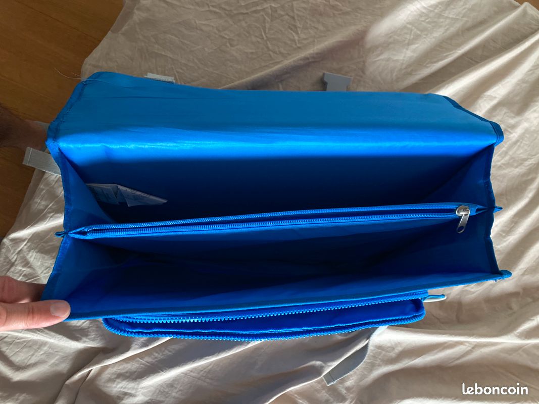 Cartable enfant état neuf (image 3)