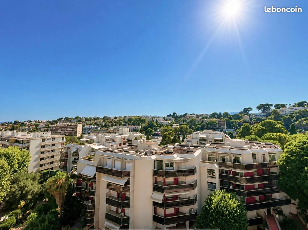 Appartement 3 pièces 46 m² · à Le Cannet · 46 m² · 265 000 €