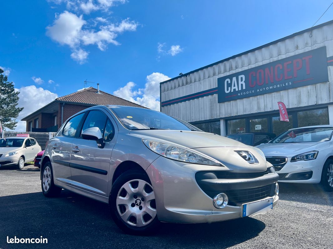 PEUGEOT 207 1.6i AUTOMATIQUE / CHAINE DE DISTRI ET CUIR CT OK ET GARANTIE (image 1)