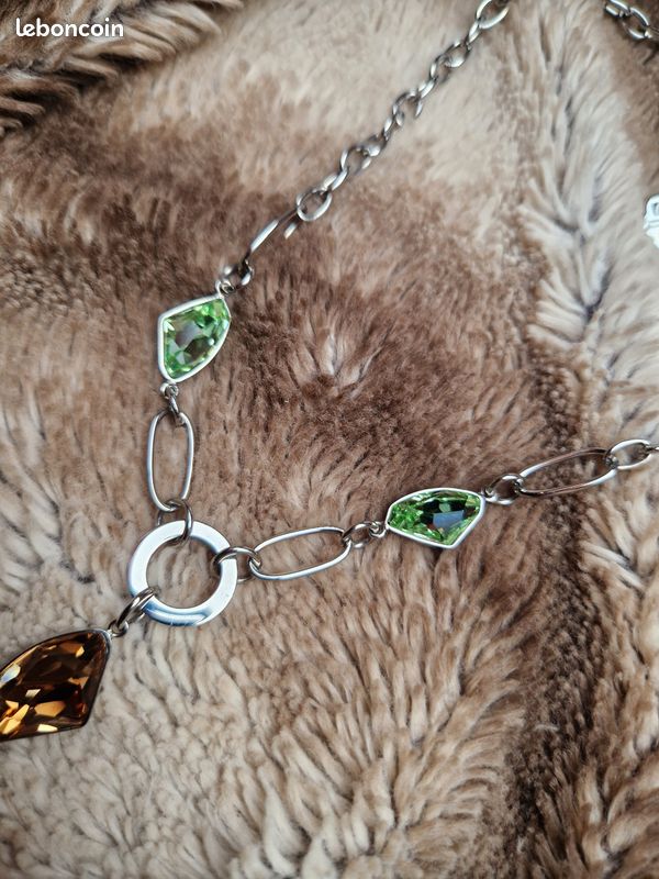 Collier Swarovski neuf (image 4)