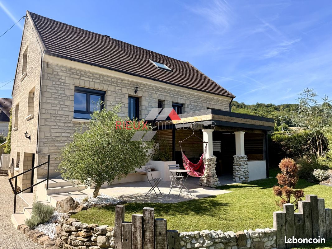 Maison 5 pièces 116 m² · à Angicourt · 116 m² · 399 000 €