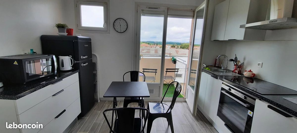 Appartement 4 pièces 70 m² · à Albi · 70 m² · 365 €