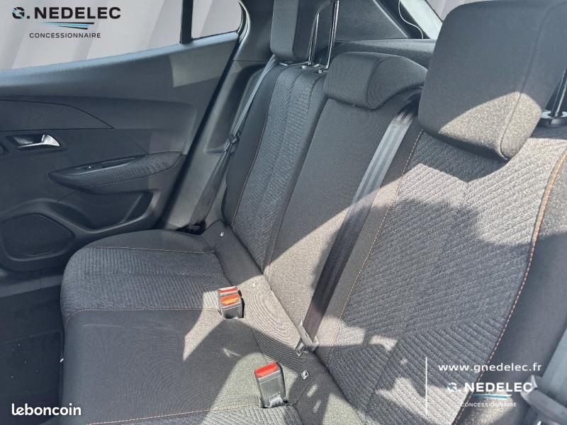 Peugeot 2008 1.2 Hybrid 145ch Style e-DCS6 (image 10)